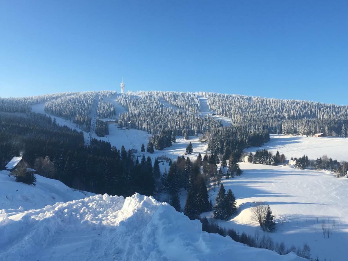 Bellevue Keilberg By Mountain Ways Leilighet Loučná pod Klínovcem Eksteriør bilde